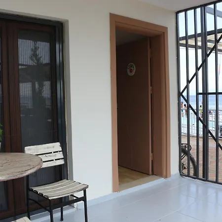 Address Kuecuekkuyu Hotel *