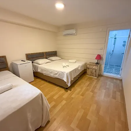 Address Kuecuekkuyu Otel