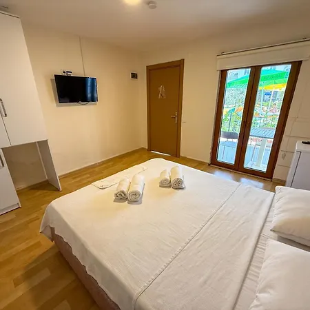 Otel Address Kuecuekkuyu